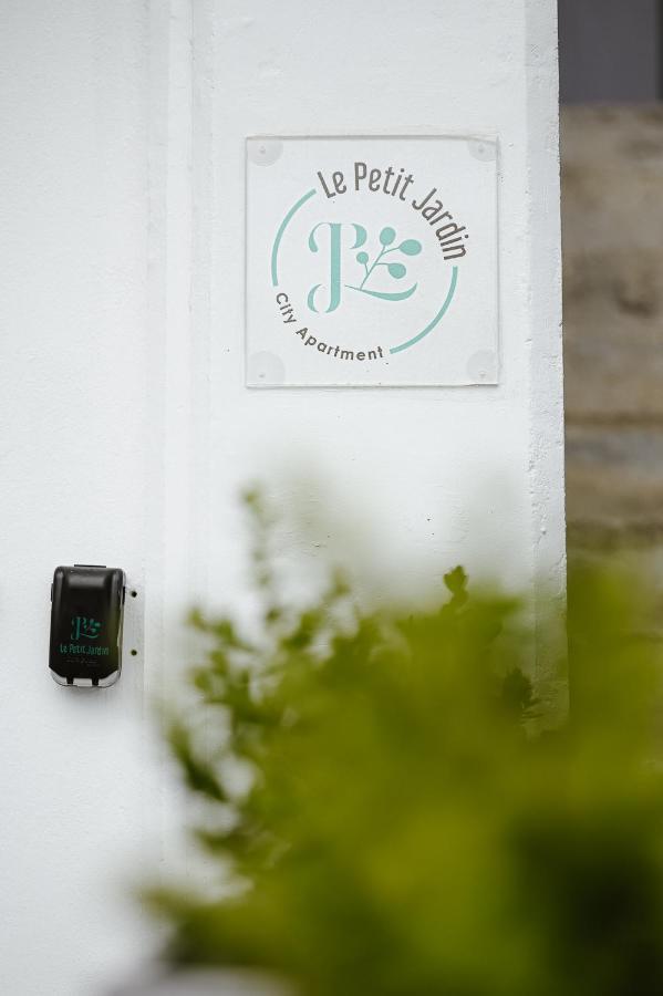 Le Petit Jardin Apartment Volos Luaran gambar
